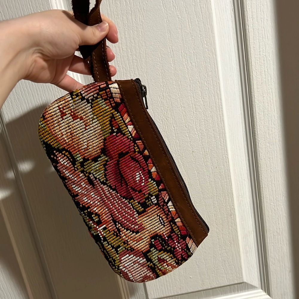 Nena & Co Wristlet